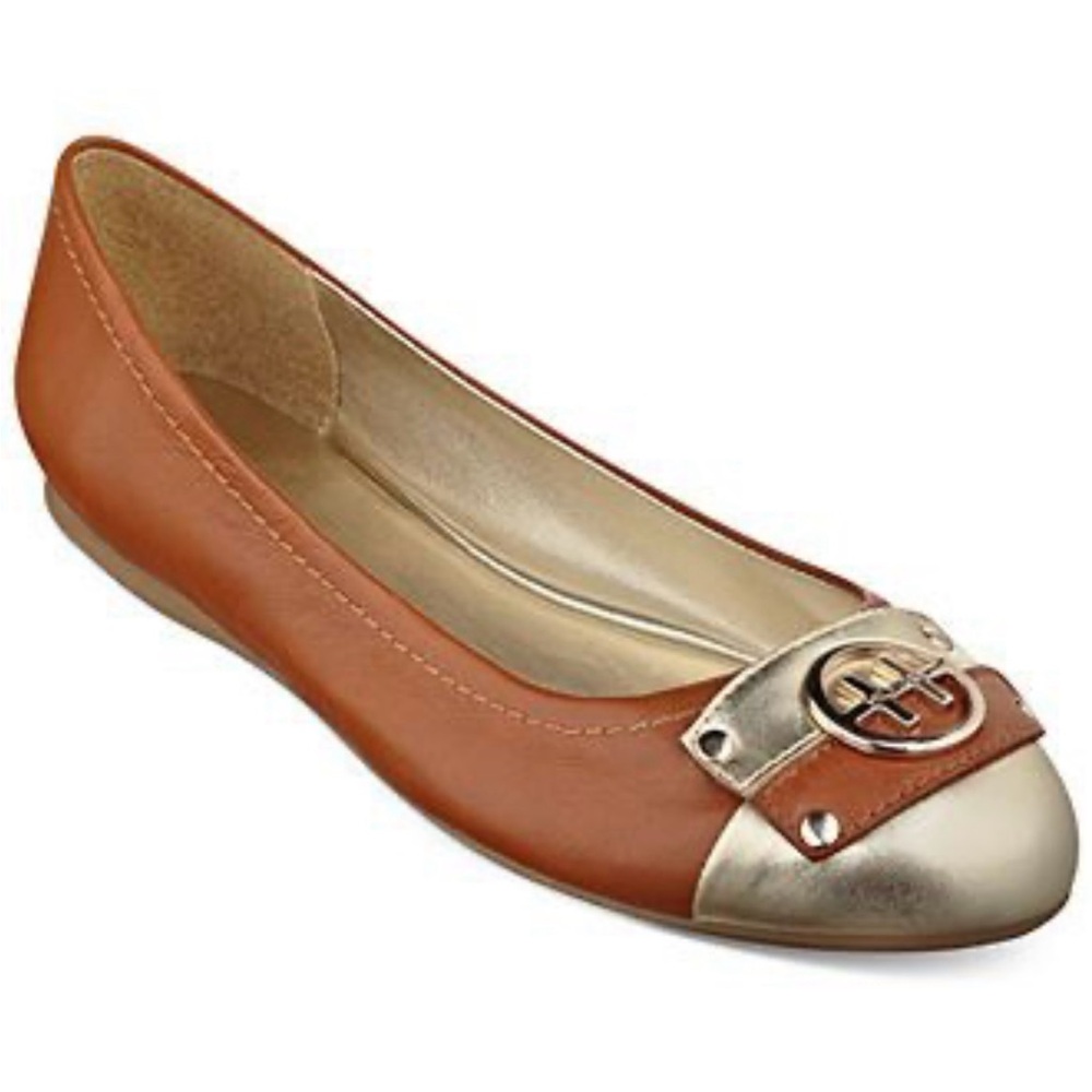 Tommy Hilfiger Tan and Gold Loafers